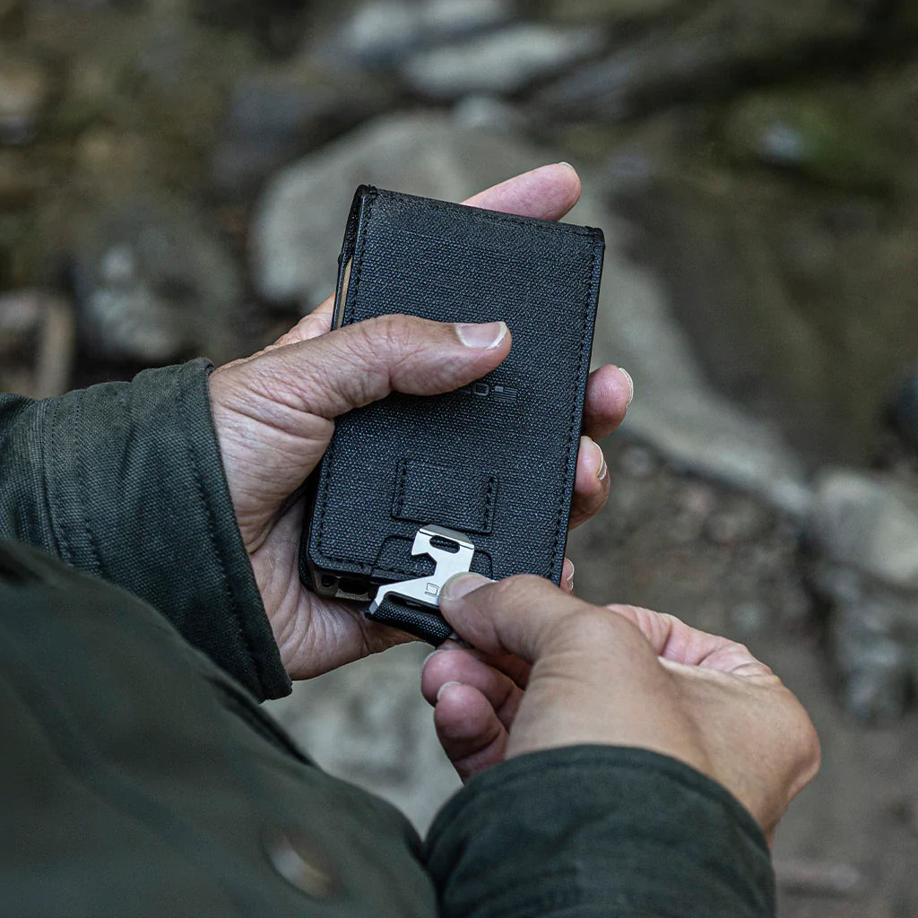 A10 Adapt Wallet | Bifold Spec Ops